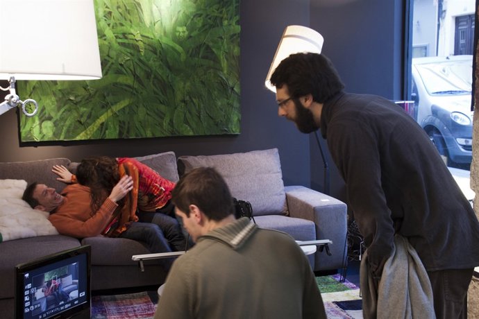 El sofá, de Álvaro Oliva