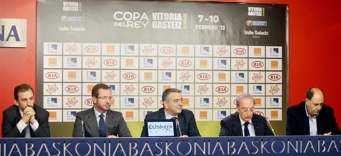 Presentación Copa del Rey Vitoria-Gasteiz 2013 Josean Querejeta  Eduardo Portela
