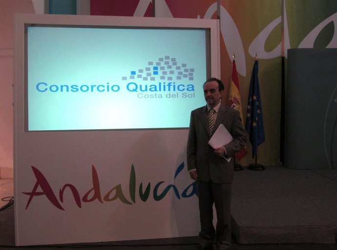 El consejero de Turismo, Rafael Rogríguez