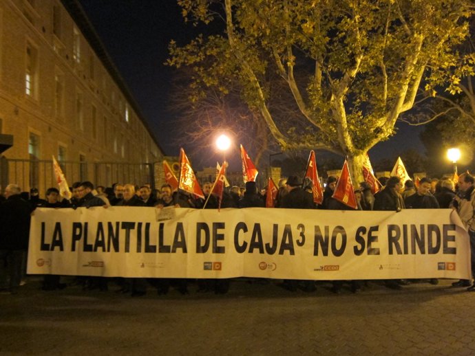 Manifestación trabajadores de Caja3.