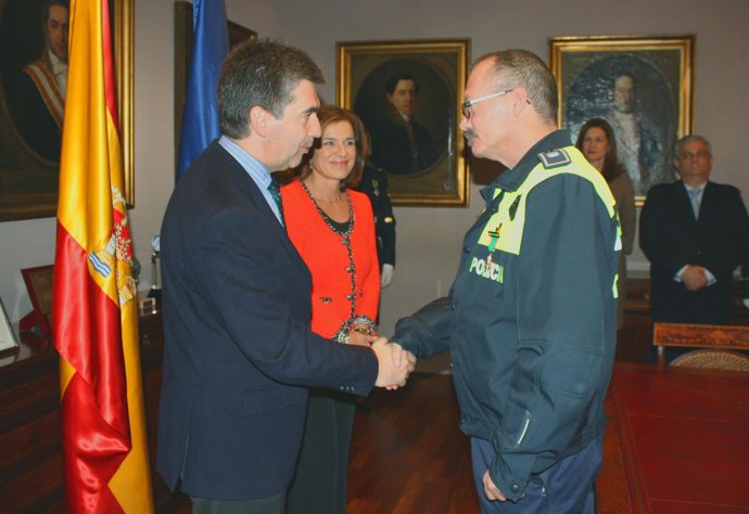 Condecoración Policía Municipal