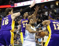 Los Nuggets frenan la racha de los Lakers de un buen Gasol