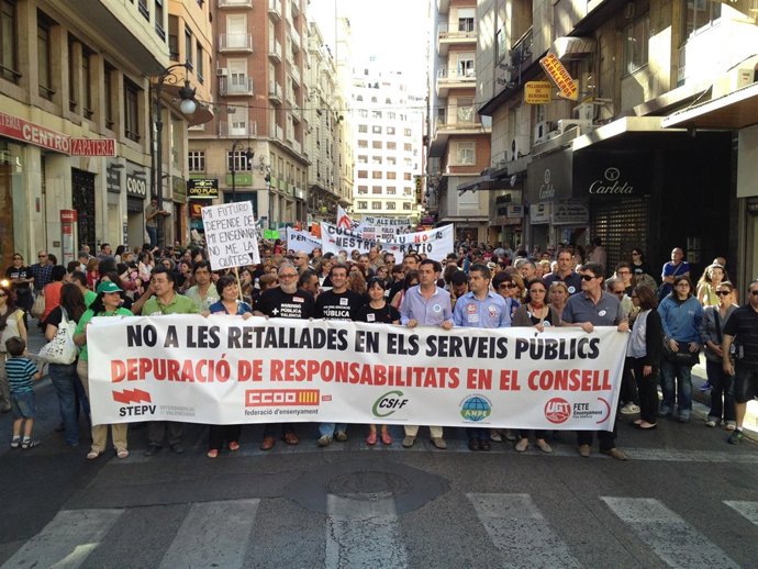 Manifestación Contra Los Recortes En Educación
