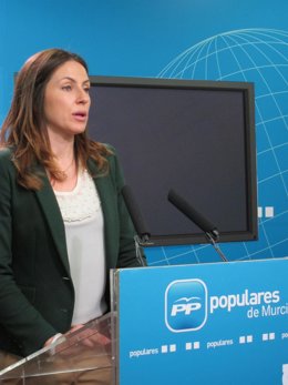 La portavoz del PP regional, Laura Muñoz