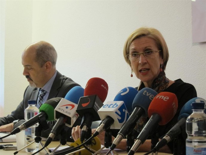 Diego Paños y Rosa Díez en rueda de prensa.