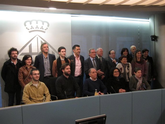 X.Trias y R.P.Pla, junto a representantes de entidades para la maratón sangre