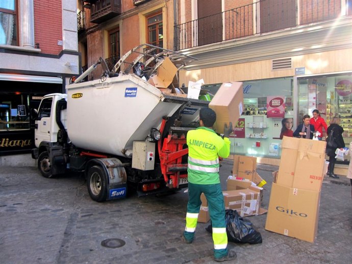 CAMION BASURA, LIMPIEZA