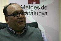 Cataluña.- Médicos de Cataluña pide al nuevo Gobierno catalán que deje de recortar la sanidad pública