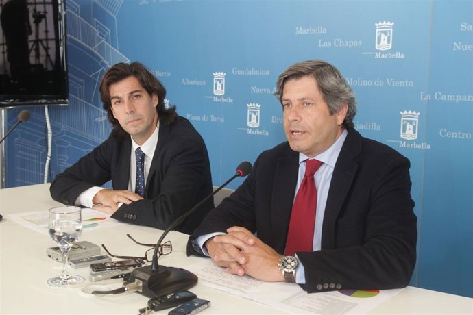Edil de Urbanismo de Marbella Pablo Moro y el diretor de Urbanismo Mario Ruiz
