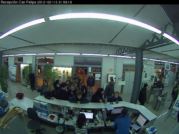 Centro Deportivo Can Felipa Con Afectados Por La Fuga De Gas Del Poblenou