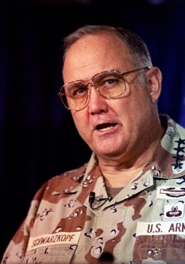 Fallece el general Norman Schwarzkopf, conocido por la guerra del Golfo