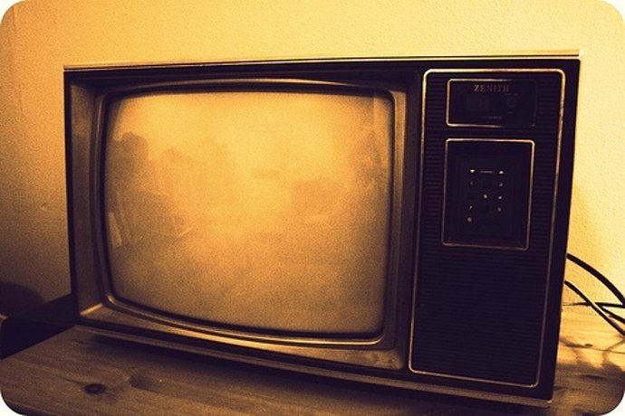 Recurso televisión antigua