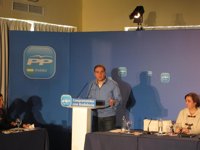 Bendodo ve "recomendable" que el PP-A elija un candidato a la Junta "cuanto antes"