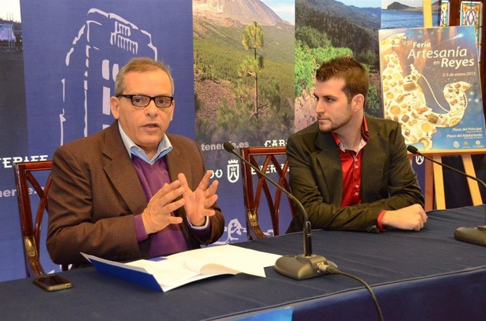 Medina (i) en la rueda de prensa