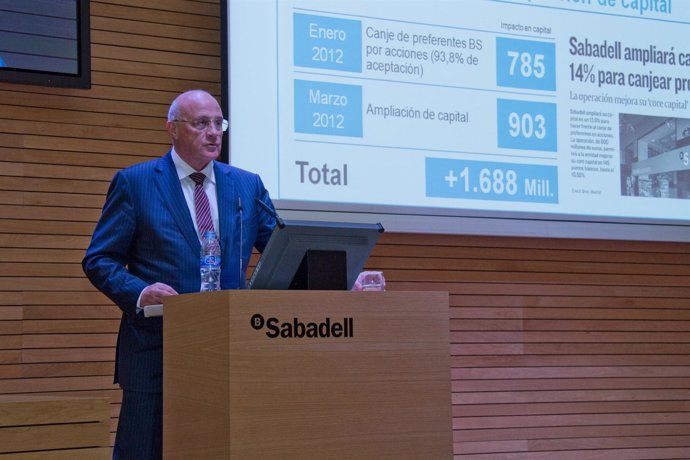 José Oliu (Banco Sabadell) tras clausurar la reunión de directivos de 2012