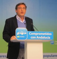 PP-A tilda a los directivos de la RTVA de "privilegiados del régimen socialista" al "no cobrar menos que Griñán"