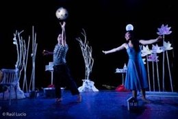 Obra 'Grillos y luciérnagas', de La Machina