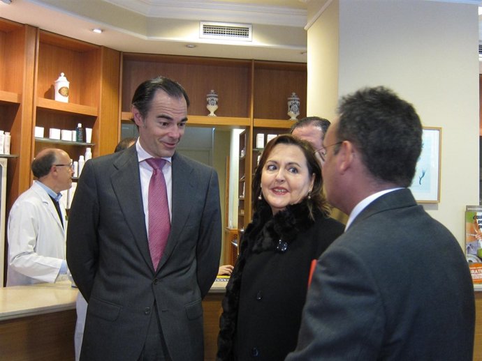 Llombart con la presidenta del Micof