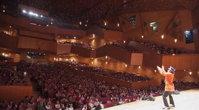Niños en la fiesta de la Enfermería de Bizkaia
