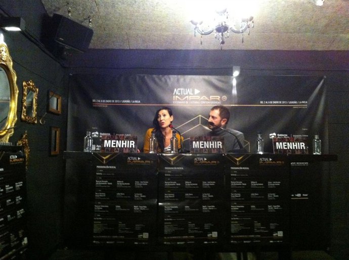  Cristina Martínez, Guitarra Y Voz Del Grupo Pamplonés 'El Columpio Asesino'