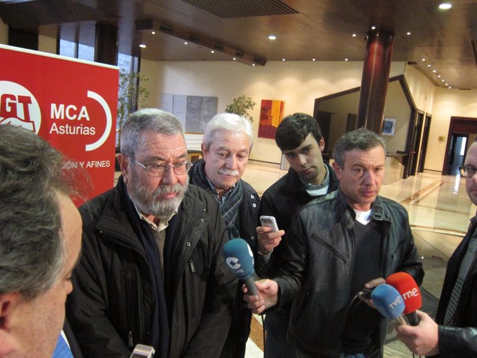 Méndez, en declaraciones a los medios en Oviedo.