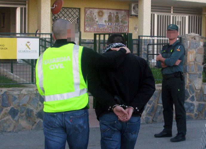 Detenido presunto atracador dos robos en Llano de Brujas