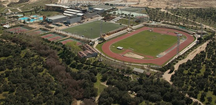 Vista del Polideportivo Dehesa Boyal donde se va a remodelar el aparcamiento