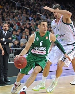 Unicaja no pudo superar al Zalgiris