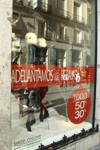 El 34 por ciento de los malagueños gastarán entre 50 y 70 euros durante estas rebajas, según Fecoma