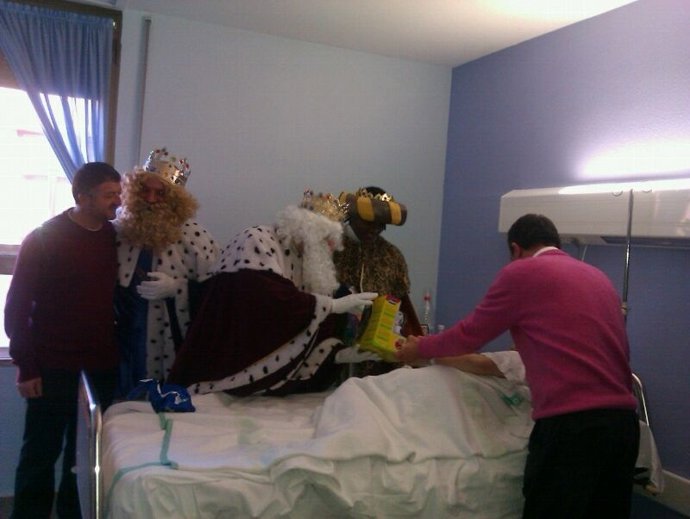 Reyes en Hospital