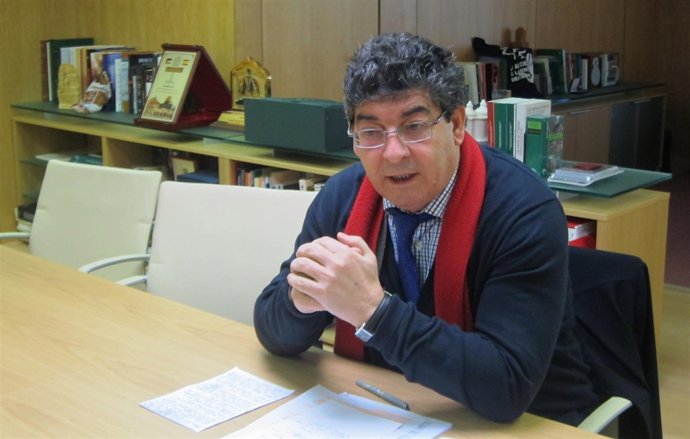 Diego Valderas, en un momento de la entrevista