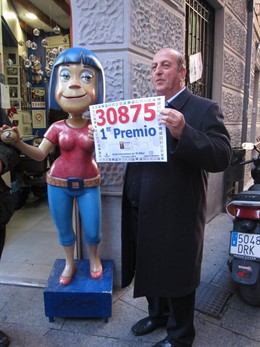 La Envidiosa reparte el 'Gordo' de 'El Niño'