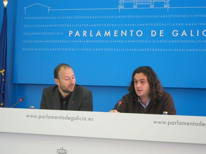 Rueda de prensa de diputados de AGE
