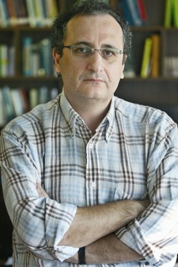 Investigador de la UV, Andrés Moya