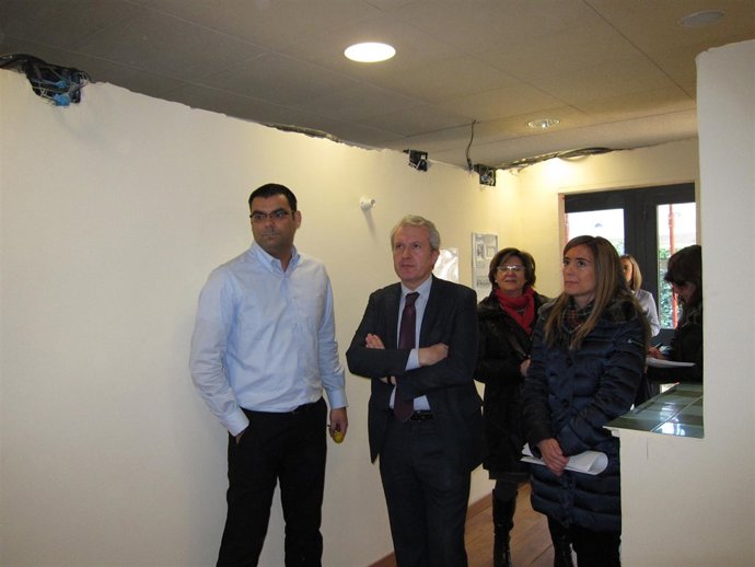 Del Río visita el Centro de Menores Valvanera