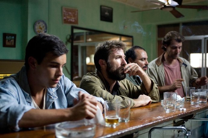 Grupo 7 una película dirigida por Alberto Rodríguez, producida por Atípica Films