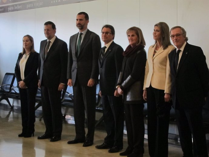 A.Pastor, M.Rajoy, el Príncipe Felipe, A.Mas, N.De Gispert, L.De Luna y X.Trias