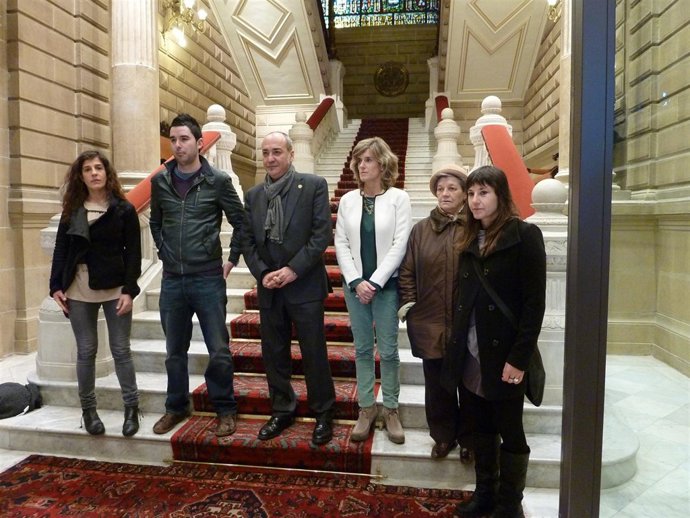 Martín Garitano con representantes de Herrira