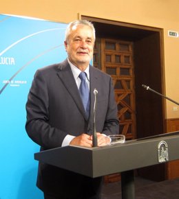 José Antonio Griñán, este martes en rueda de prensa
