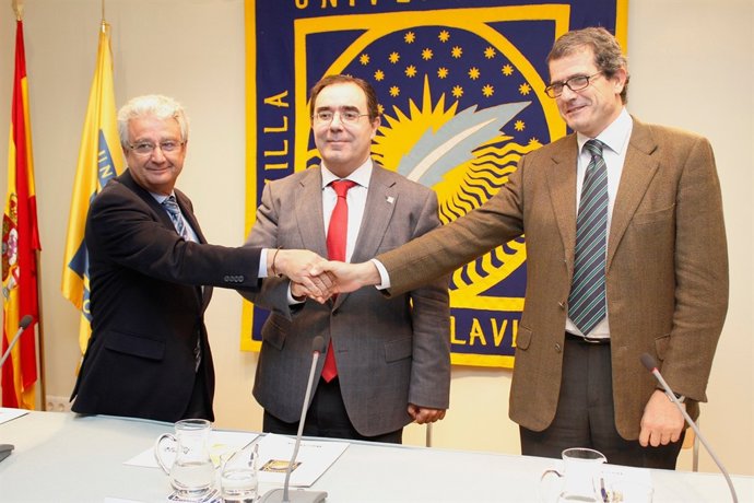 Universidad Pablo de Olavide firma convenios con hospitales sevillanos