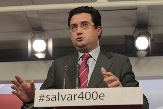 Oscar López