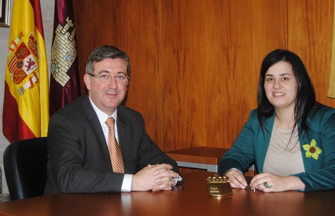 Marín con la alcaldesa de Alcaraz