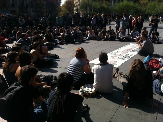 Universitarios En Asamblea