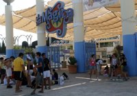 Looping destaca que con la compra de Isla Mágica "asegura la viabilidad del parque y atraerá a más público"