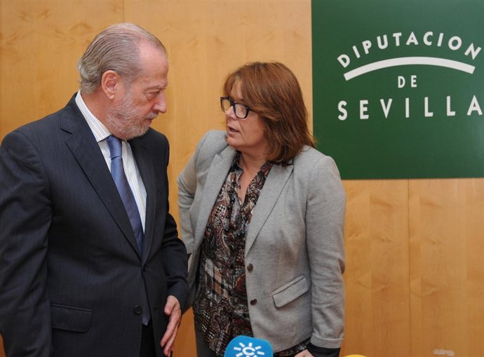 Villalobos y la diputada del Área de Cohesión Territorial