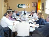 Los médicos se movilizarán ante las medidas que "deterioren" el SNS 