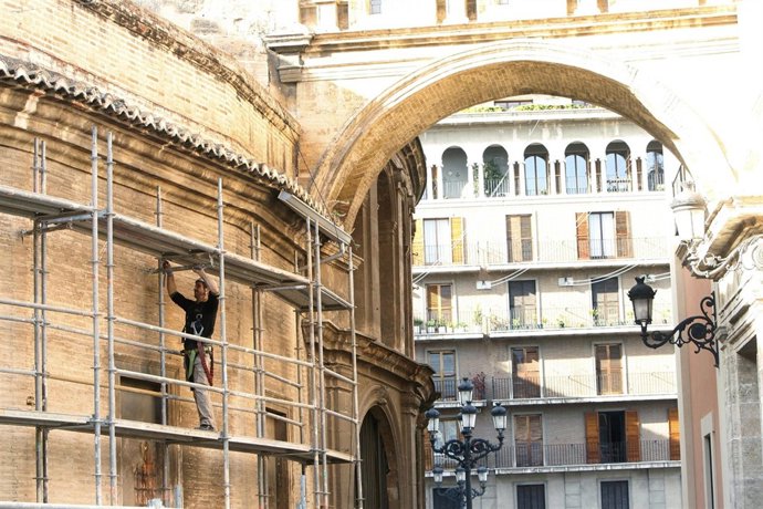 Andamios en la Catedral de Valencia