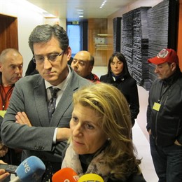 El Diputado De Upyd Con El Comité De Empresa De Suzuki Gijón