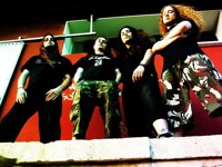 'Angelus Apatrida': "Tenemos un país maravillosamente corrupto, pero al ir a tocar a Mallorca pensamos en disfrutar"