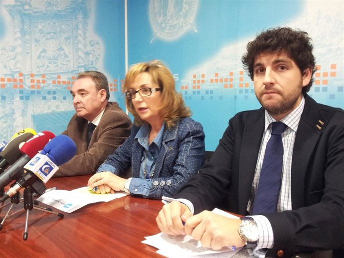 Ibarra, Peñarrubia y López Miras en la rueda de prensa